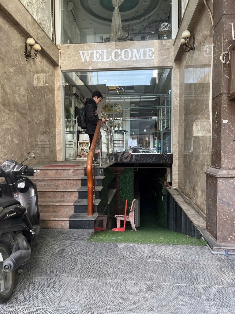 Văn phòng cho thuê mặt tiền đường Nguyễn Trãi, Quận 1 - Diện tích 600m², Giá 120 triệu/tháng