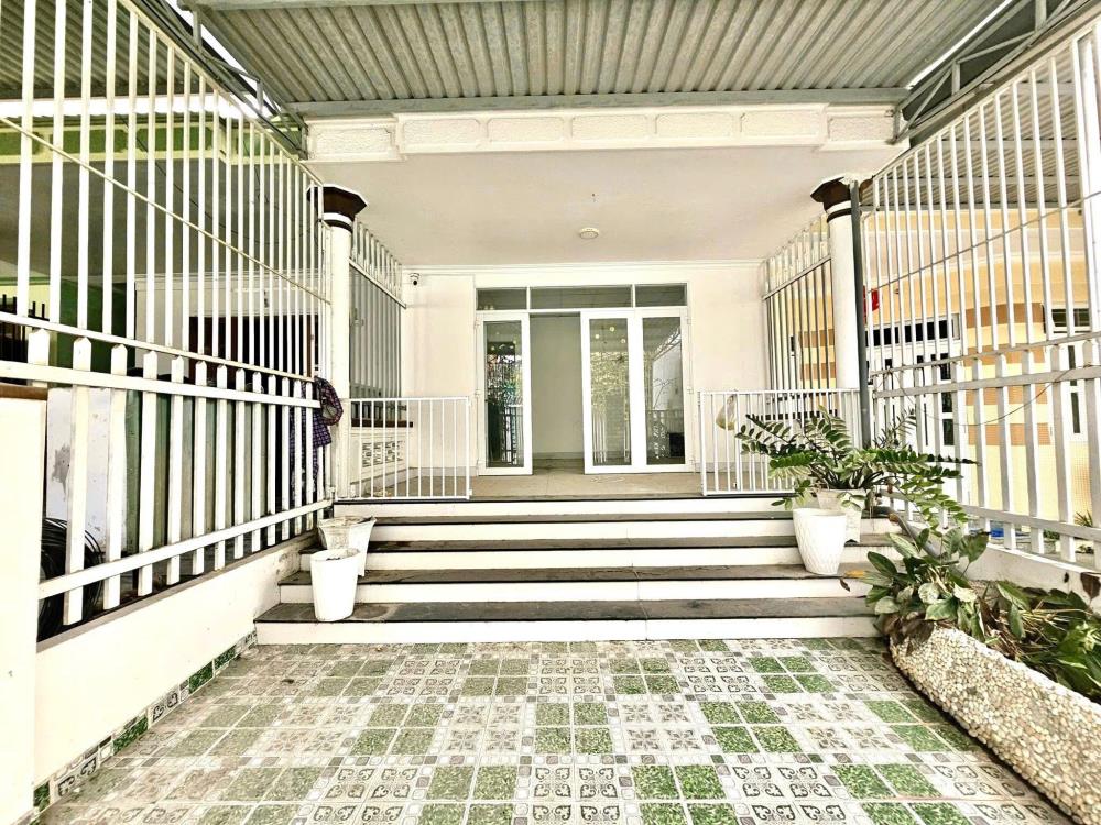 Nhà C4 Vĩnh Ngọc hẻm 505 - Phường Tây Nha Trang 120.5m² giá 3.55 tỷ - Gần trung tâm, tiện ích đầy đủ!