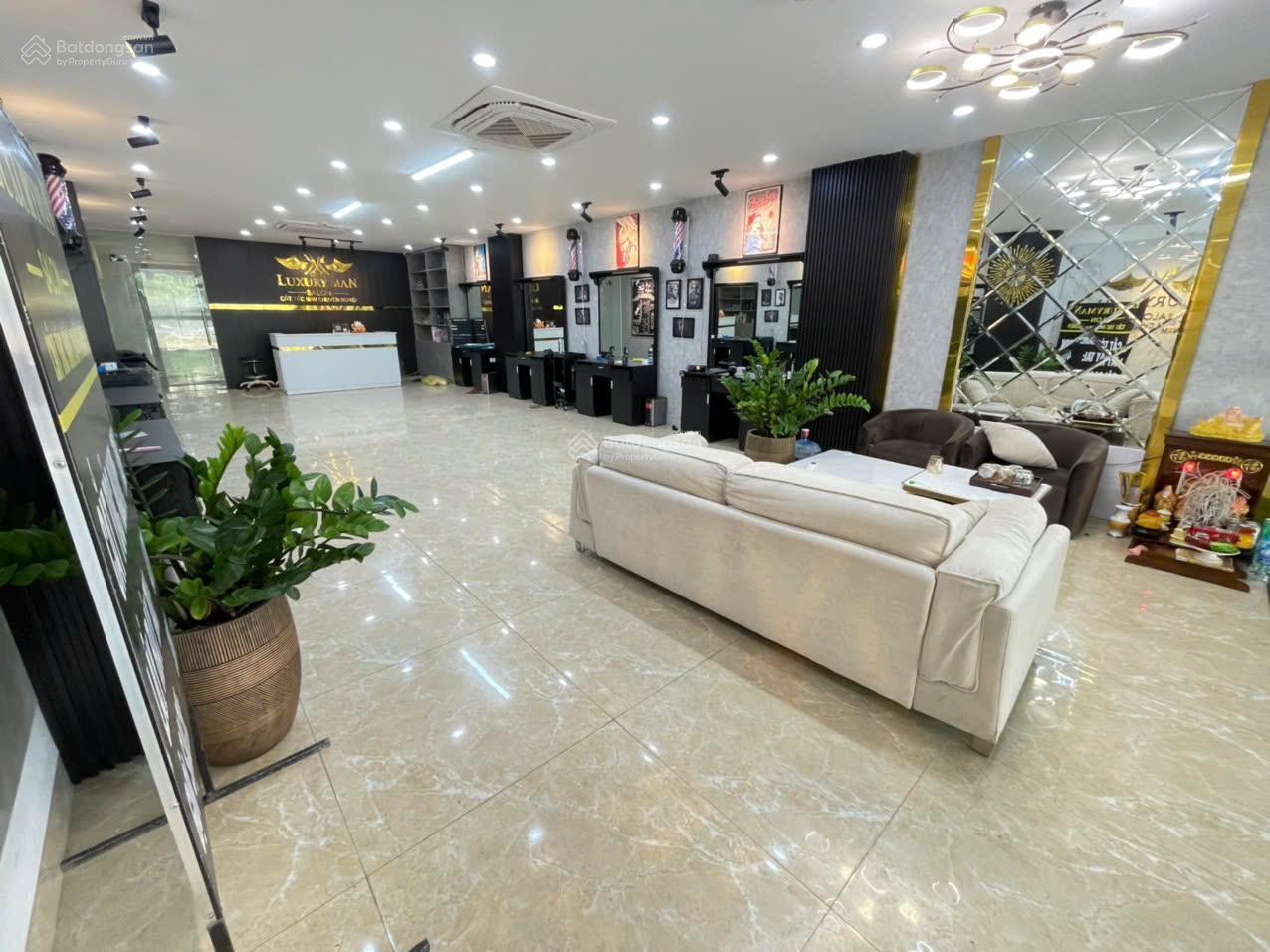 Cho thuê tầng 1,2 tòa 8 tầng phố Lê Văn Thiêm, Thanh Xuân 200m² - Mặt tiền 8m, vị trí đắc địa!