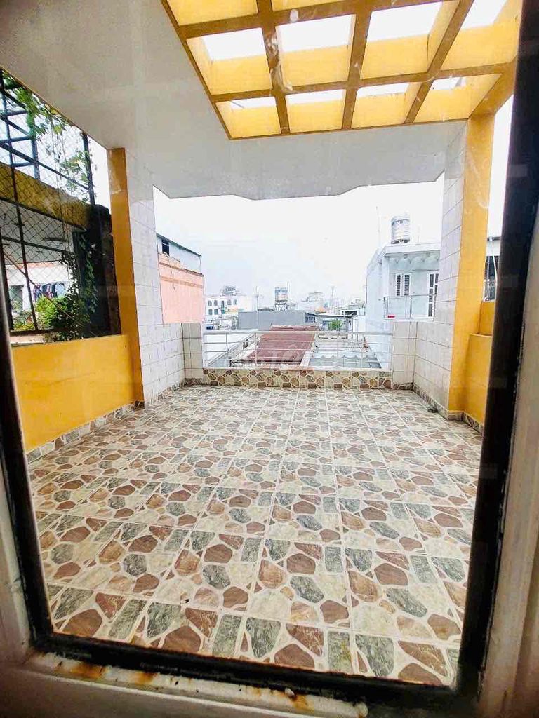 Nhà phố Kinh doanh ngay chợ Rạch Ông, Quận 8, 46.5m² - Đầu tư sinh lời cao!