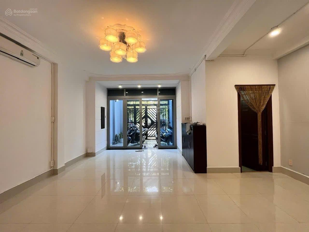 Nhà cho thuê tại đường 30, Quận 7 - 120m², giá 35 triệu/tháng - Thiết kế vừa ở vừa làm văn phòng!