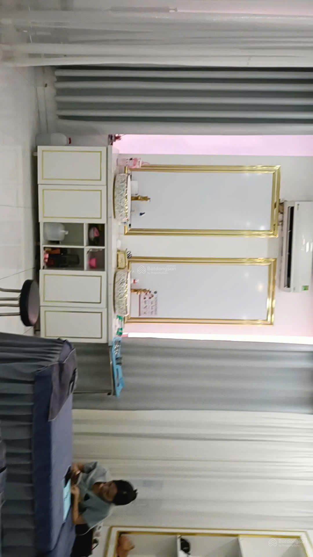 Mặt bằng cho thuê góc mặt tiền trung tâm quận 1 - Cơ hội kinh doanh vàng!