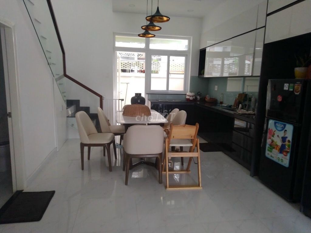 Nhà phố cho thuê Lovera Park 75m² - Giá chỉ 12 triệu/tháng - An ninh và tiện nghi đầy đủ!