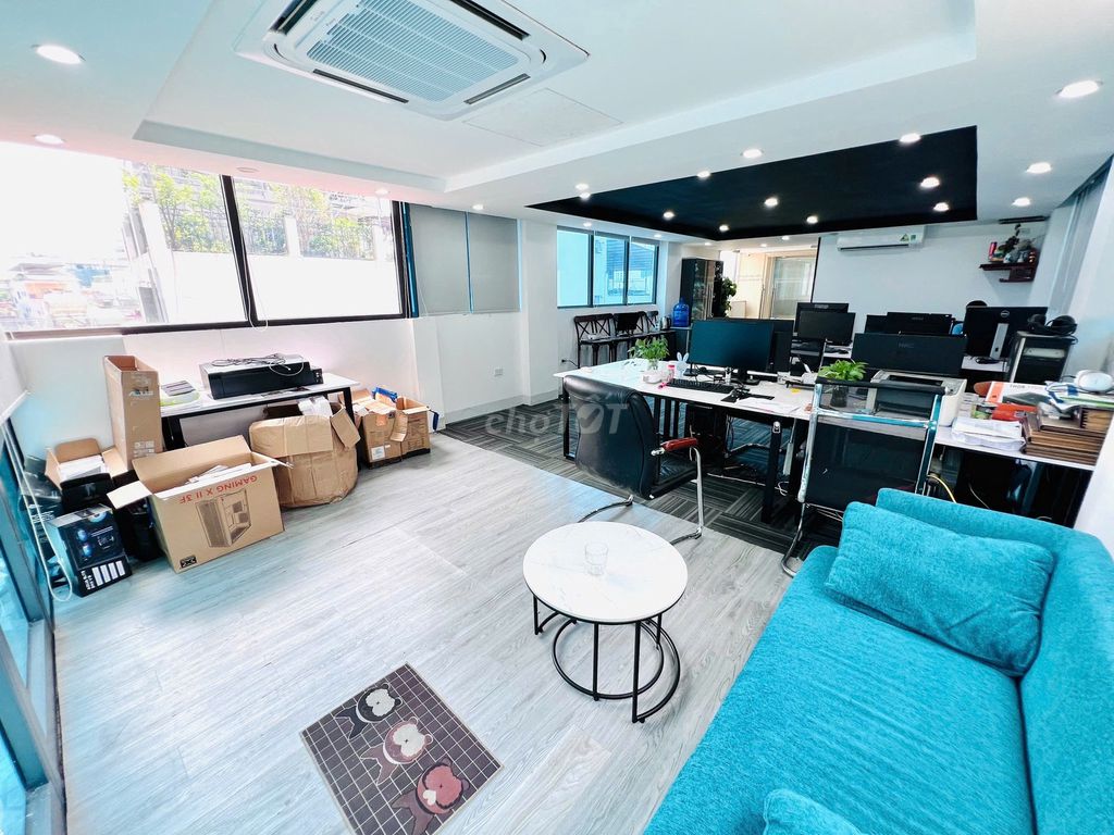 Văn phòng cho thuê tại Lương Thế Vinh 75m² giá 10,5 triệu - Không gian làm việc lý tưởng!