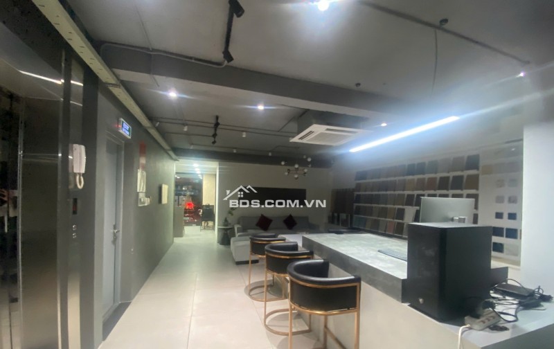 Bán nhà mặt tiền 115 Lê Đình Thám, Tân Phú – 179,7m², 1 hầm 5 tầng, full nội thất văn phòng – giá 38.5 tỷ