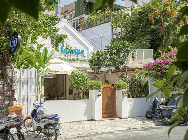 Nhà mặt tiền đường Quốc Hương, Thảo Điền, Quận 2 - 160m² chỉ 70 triệu/tháng