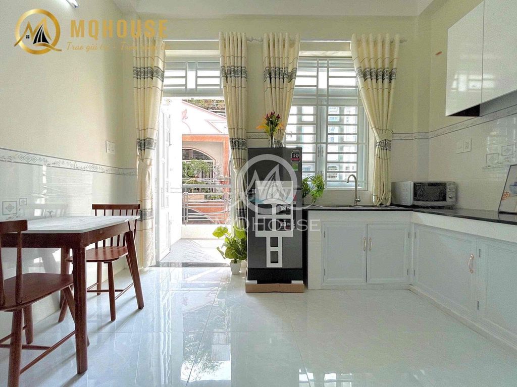 Cho thuê phòng trống 40m² tại Quận 3 - Nội thất đầy đủ, ban công thoáng mát!