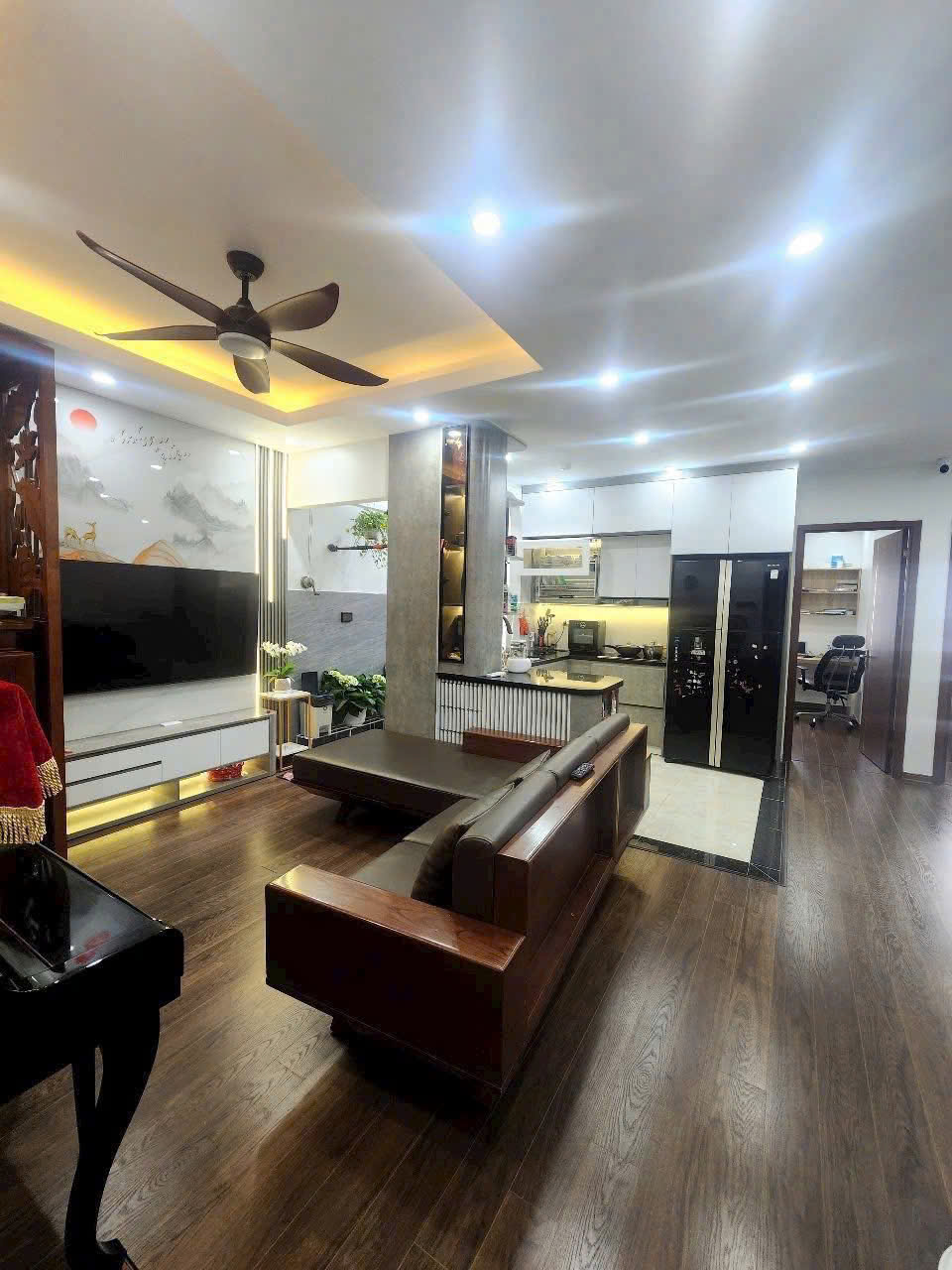 Căn hộ Rainbow Linh Đàm 89m² giá 7.95 tỷ - Sổ đỏ chính chủ, đầy đủ tiện nghi!