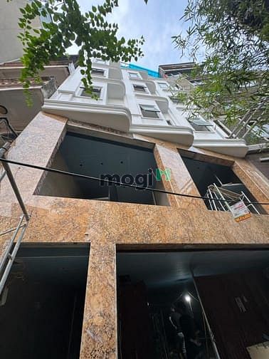 Căn hộ cho thuê 36 phòng mặt phố Trường Chinh, Đống Đa, 110m², giá 41 tỷ - Đầu tư sinh lời ngay!