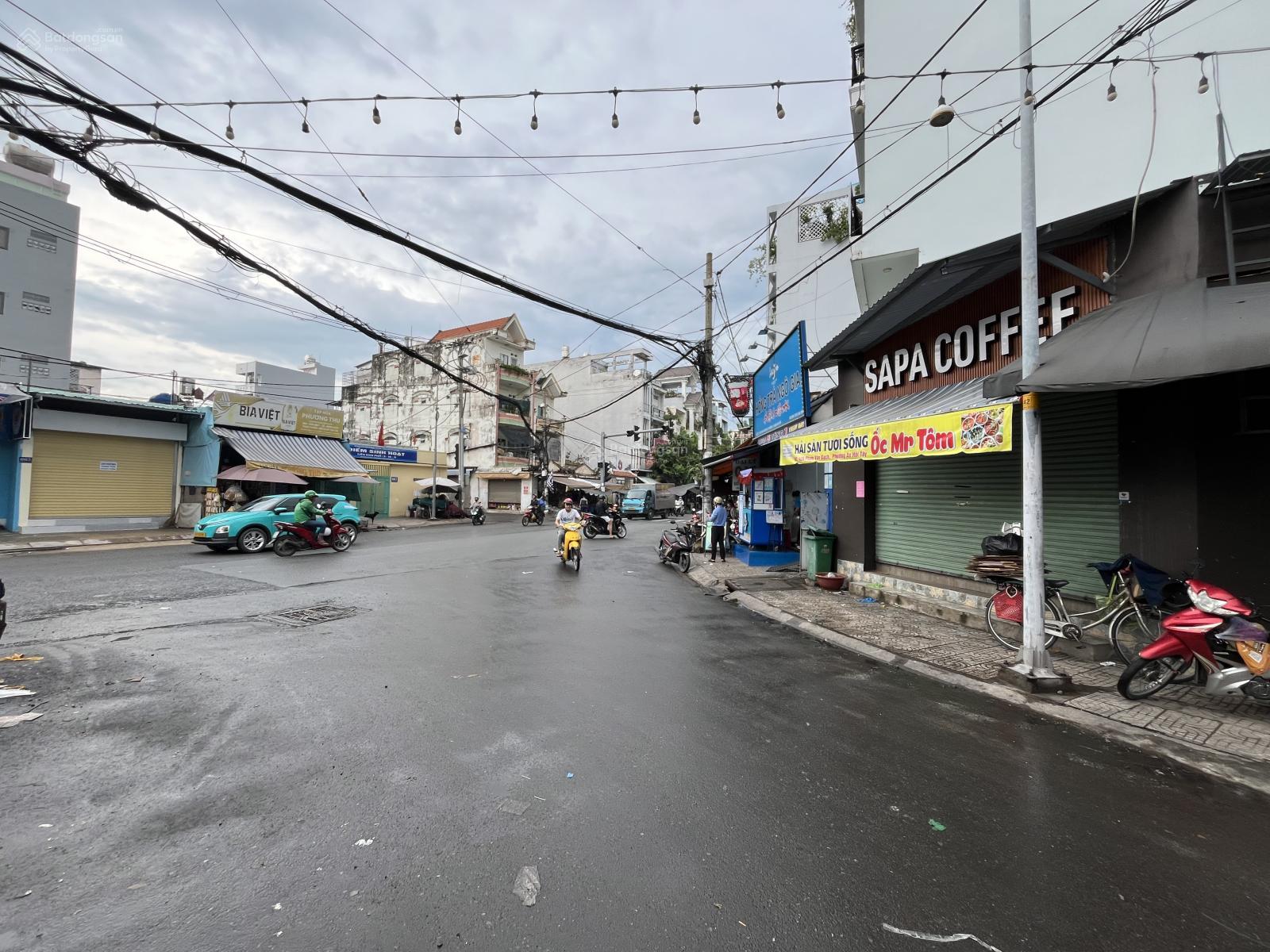 Mặt bằng cho thuê 428 Phạm Văn Bạch - Gò Vấp 136m² giá 45 triệu - Địa điểm kinh doanh lý tưởng!