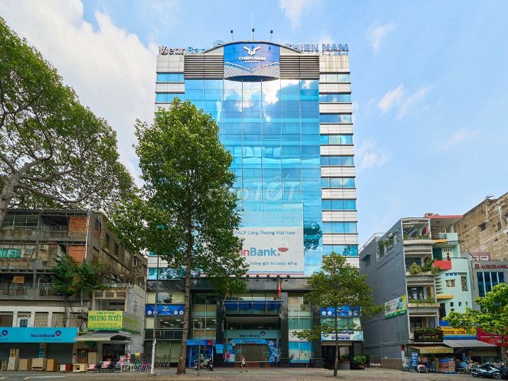 Cho thuê Tòa nhà Ngô Gia Tự, Quận 10, 600m² - Diện tích rộng, vị trí đắc địa cho kinh doanh!