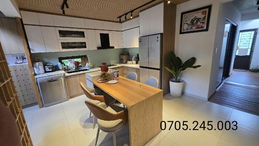 Nhà 2 tầng Khuê Đông, Ngũ Hành Sơn 100m² giá 5.7 tỷ - Thiết kế mới đẹp, sẵn sàng ở ngay!