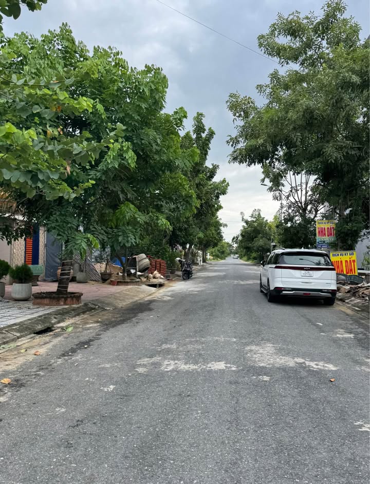 Đất mặt tiền Nguyễn Phan Chánh 300m² giá 16 tỷ - Tặng văn phòng cho thuê!