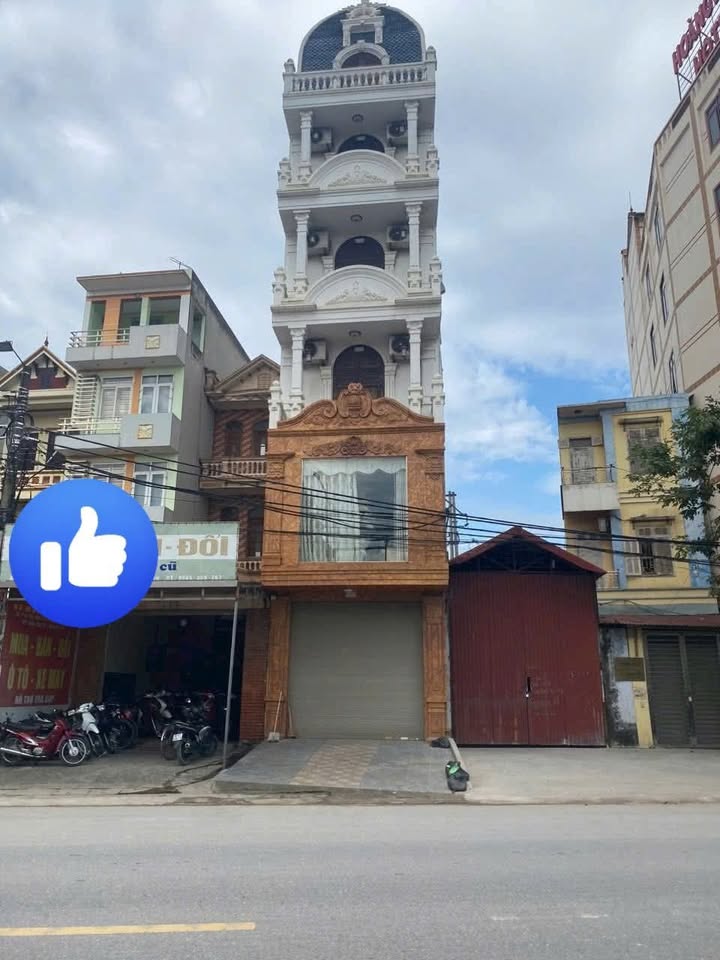 Khách sạn 6 tầng mặt đường Quốc lộ 39A, 117m² giá 12 tỷ - Cơ hội đầu tư hấp dẫn!