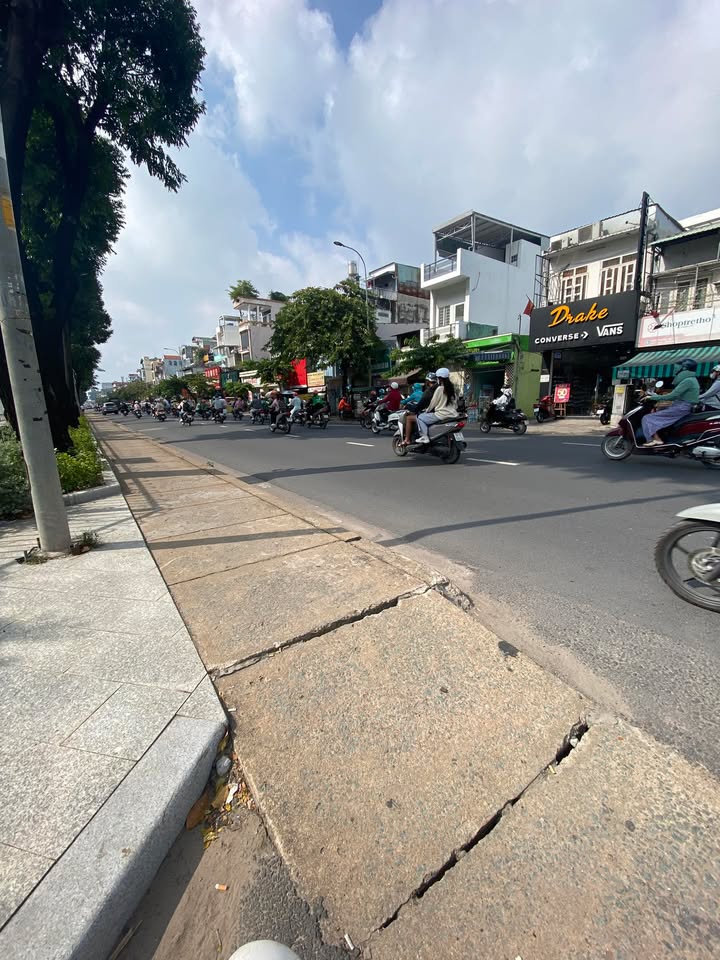 Nhà 3 Tầng Gò Vấp 42m² giá 4 tỷ - Khu vực an ninh, dân trí cao!