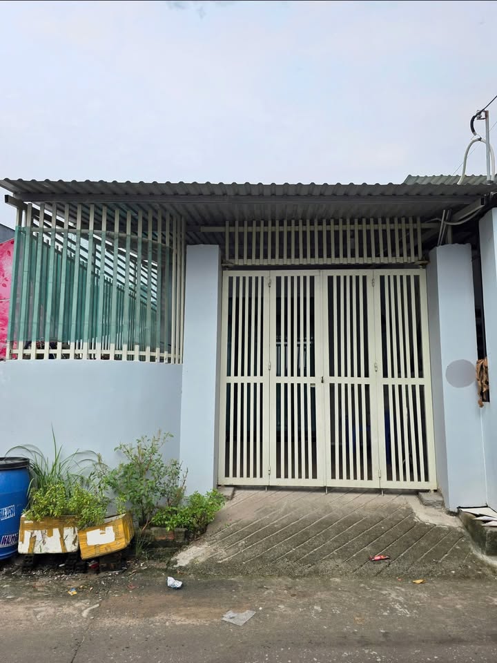 Nhà cấp 4 Bình Chuẩn 73m² giá 2.7 tỷ - Gần ngã tư Miếu Ông Cù