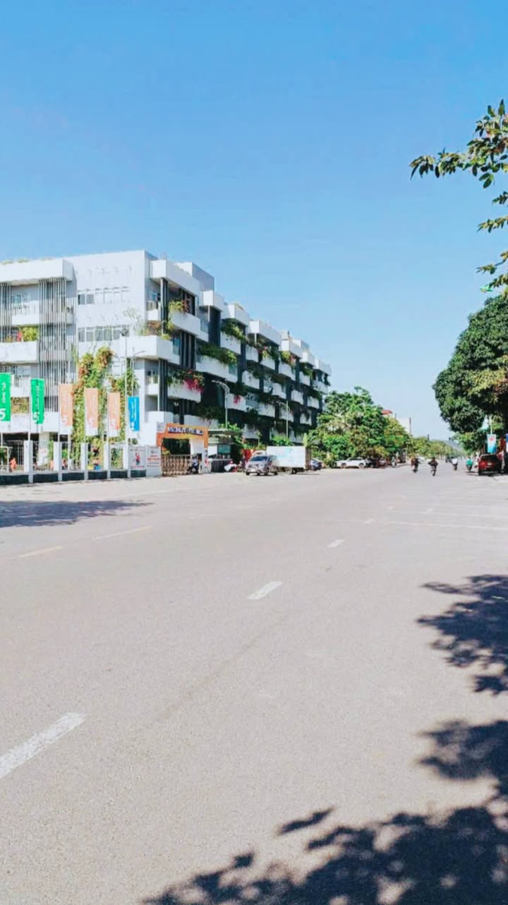 Nhà 3.5 Tầng tại Đường Âu Cơ, TP Bắc Ninh, 81m² - Bán gấp chỉ 13 tỷ!