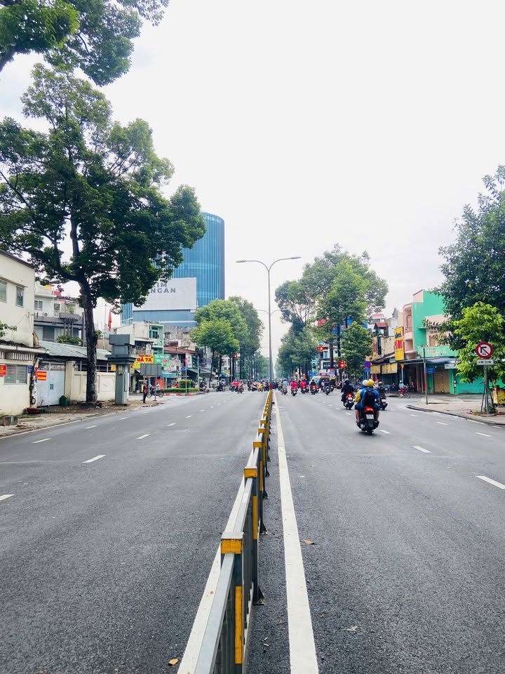 FrontHouse 3 Tháng 2, Q.11 - Diện tích 28m² giá chỉ 9 tỷ - Cơ hội đầu tư sinh lời!