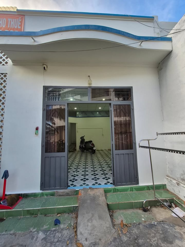 Nhà nguyên căn mặt tiền khu K1 Phan Rang 4 triệu - Kinh doanh tuyệt vời!