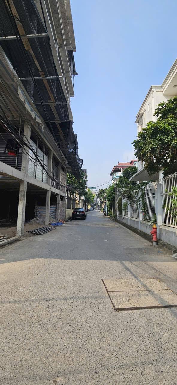 Đất Đức Giang Long Biên 54m² giá 9 tỷ - Lô góc đẹp, ô tô vào tận nơi!