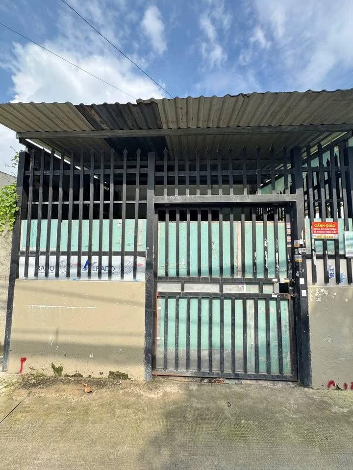 Nhà cấp 4 Thạnh Xuân 24, Q12 - Diện tích 121m², Giá 4 triệu - Ngay trong tầm tay!