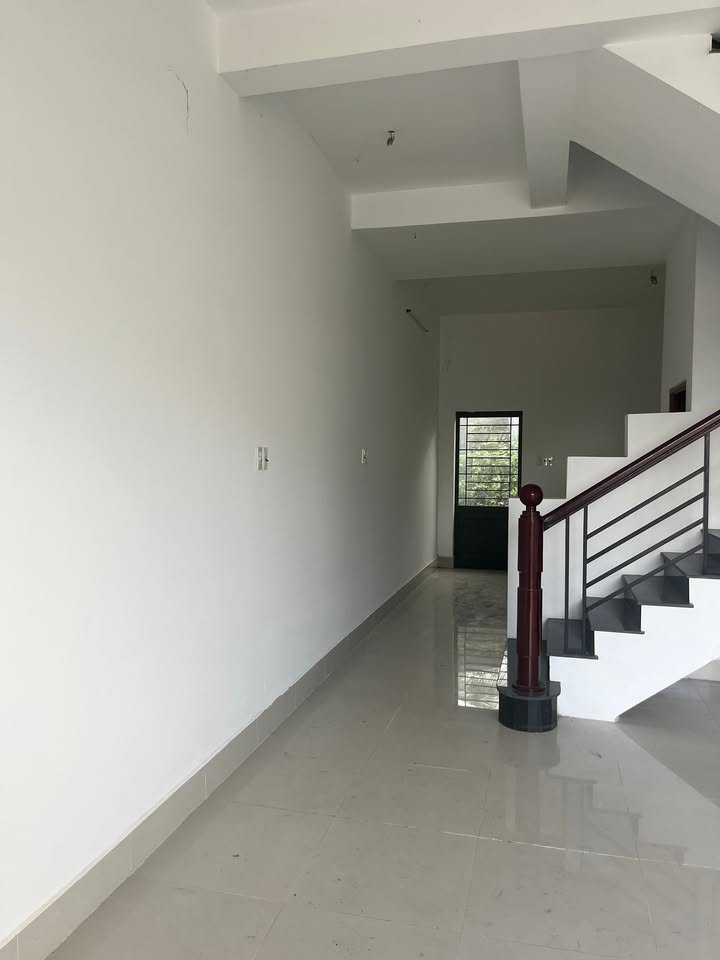 Nhà phố Rạch Giá 90m² giá chỉ 2xxx - Pháp lý rõ ràng, chính chủ!