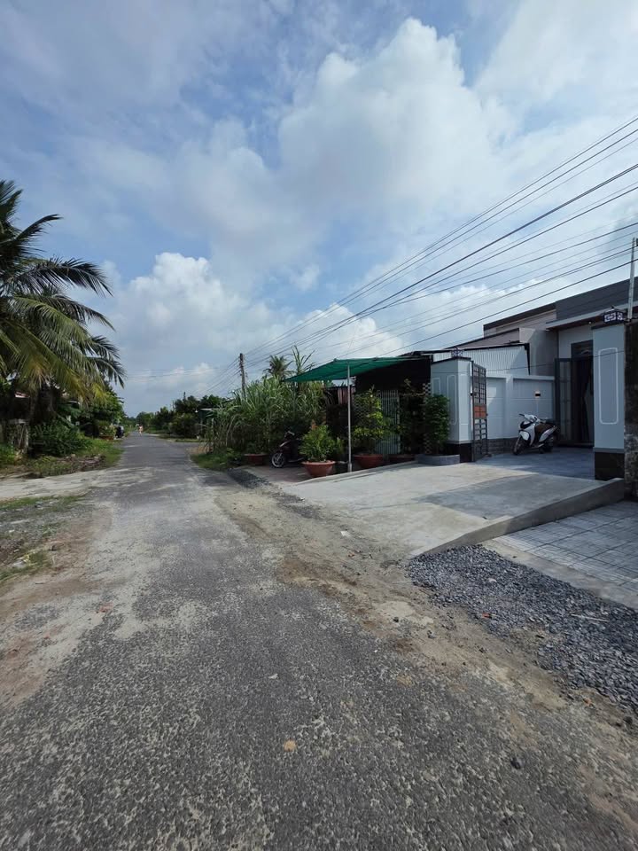 Nhà đẹp tại khu phố Trường Thiện, Tây Ninh 104m² giá 1.19 tỷ - Thiết kế hiện đại, sẵn sàng ở ngay!