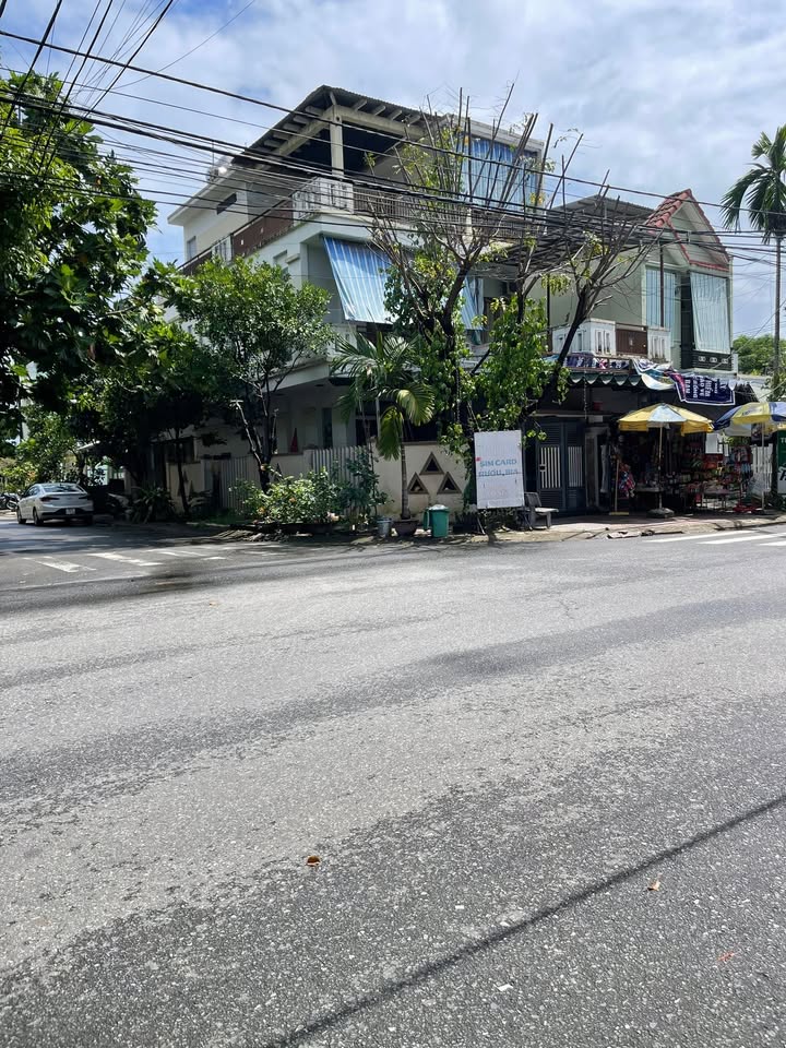 Nhà lô góc Đô Đốc Lộc, Hòa Xuân, Đà Nẵng 112m² giá 9 tỷ - Kinh doanh đỉnh cao!