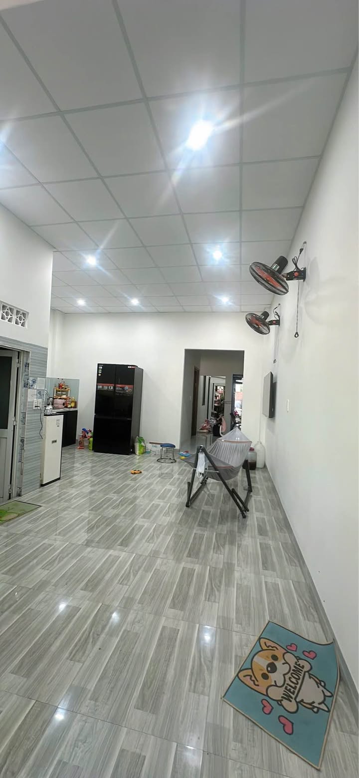 Nhà Vườn Dừa Cổng 11, Phước Tân, Biên Hòa 270m² giá 2.75 tỷ - Sẵn sàng dọn vào ở!