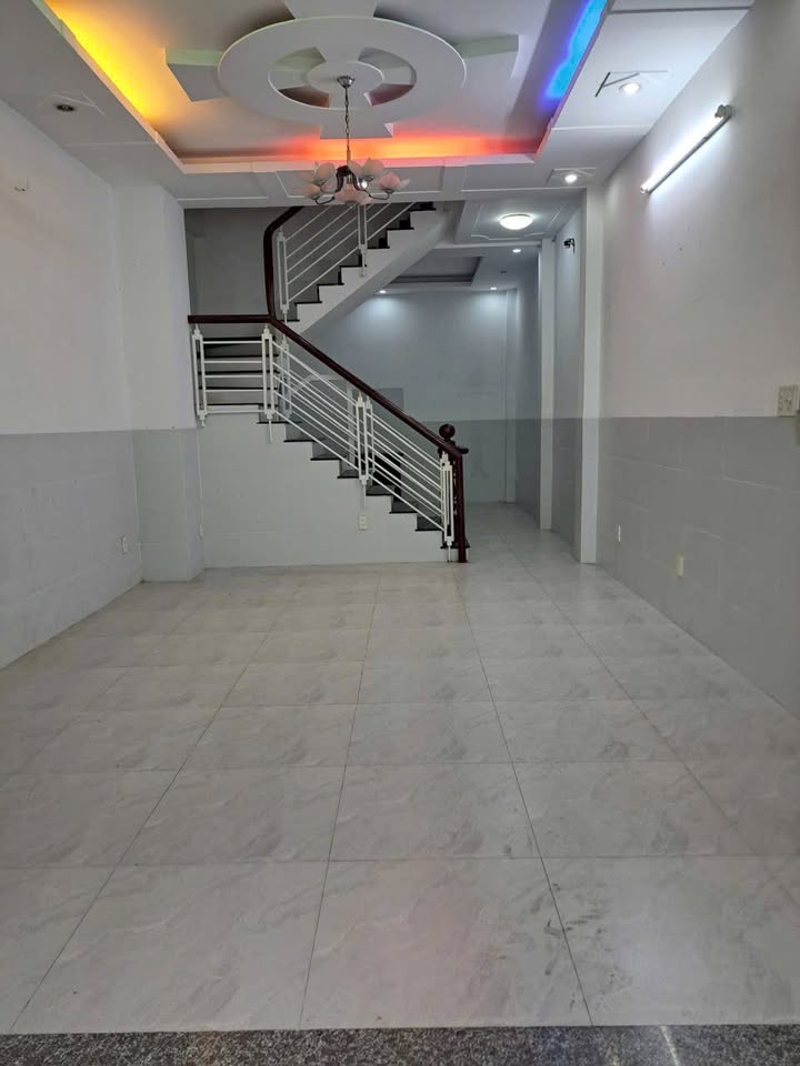 Cho thuê nhà nguyên căn hẻm 155 đường Số 28, Gò Vấp - 60m² giá 12 triệu/tháng - Khu an ninh yên tĩnh!