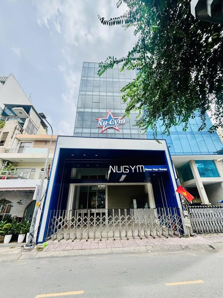 Cho thuê tòa nhà Huỳnh Tịnh Của quận 3 - Diện tích 200m², vị trí đắc địa, sẵn sàng vào làm việc!