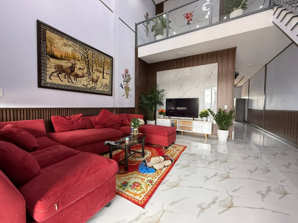 Nhà phố đường Cao Thắng, Đà Lạt 100m² giá 2.55 tỷ - Ô tô vào tận nơi!