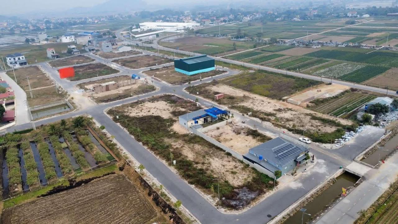 Mặt bằng Liên Lộc 120m² giá 1.5 tỷ - Cơ hội đầu tư hấp dẫn!