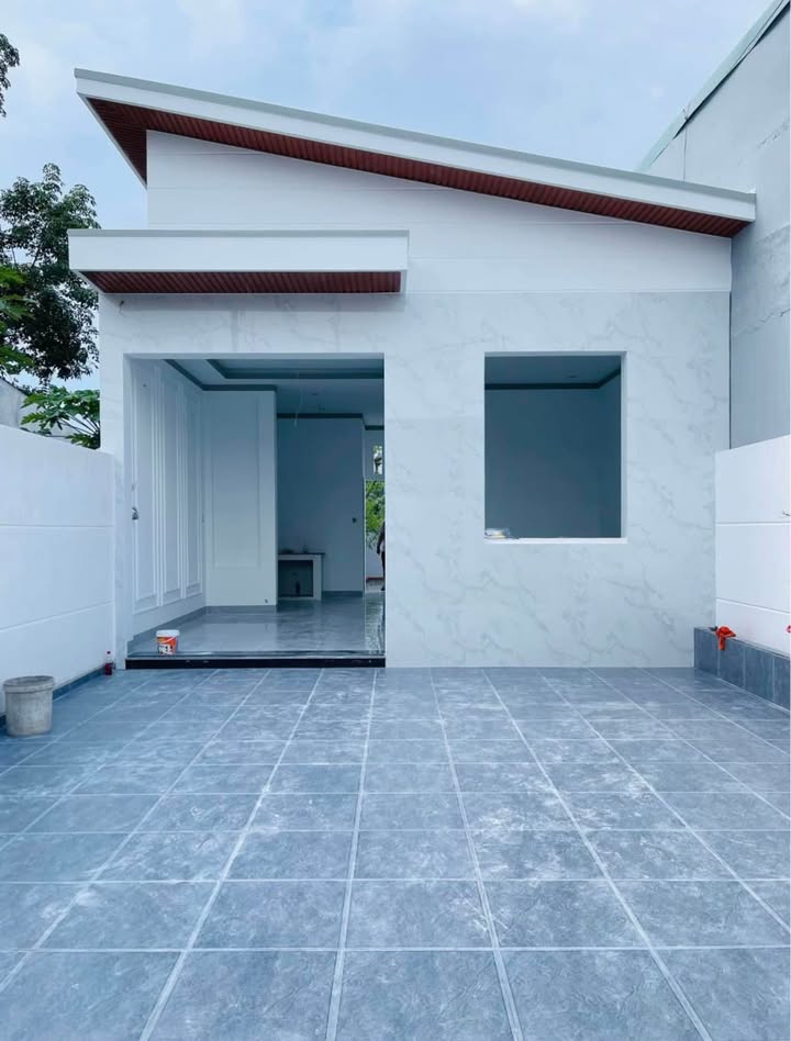 Nhà cấp 4 tại Hiệp An, Thủ Dầu Một 168m² giá 2.38 tỷ - Tiện ích đầy đủ, sân vườn thoáng đãng!