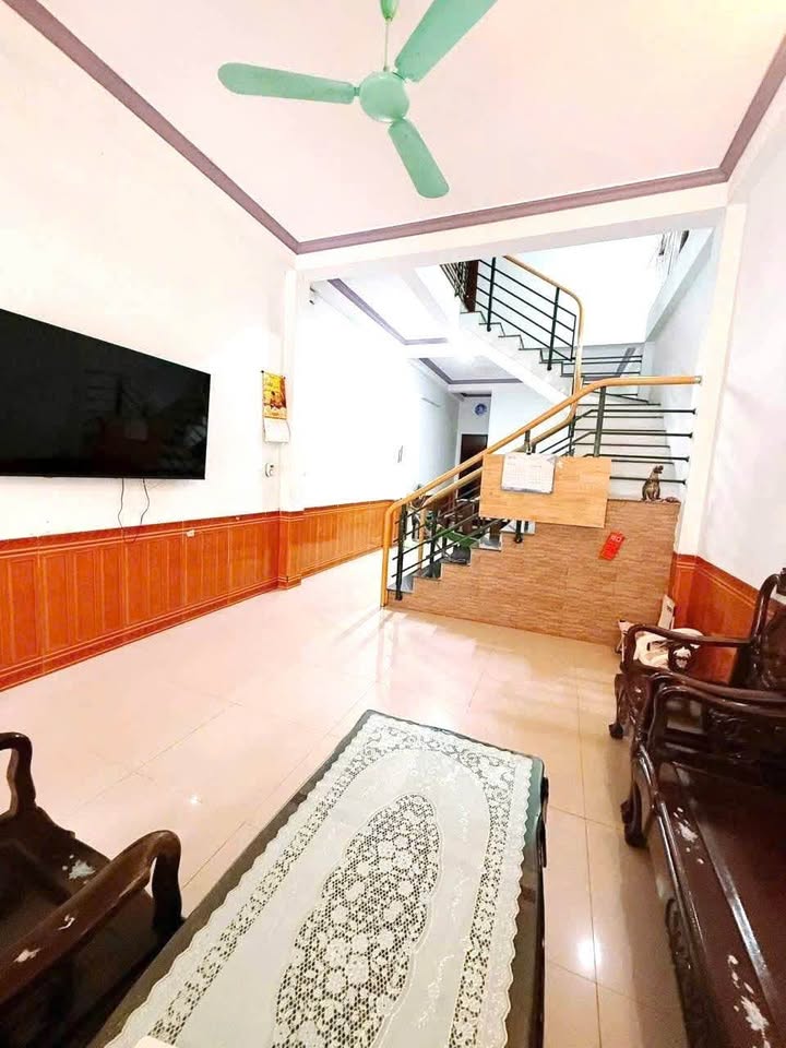 Nhà 2 tầng đường Hồ Xuân Hương, phường Nguyễn Trãi, 80m² - Vị trí đắc địa, giá thỏa thuận!