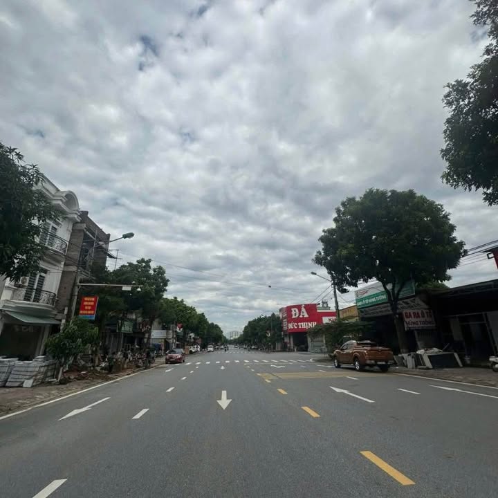 Đất nền mặt đường Trần Phú, Lào Cai 124m² giá chỉ 4 tỷ - Vị trí kinh doanh đắc địa!