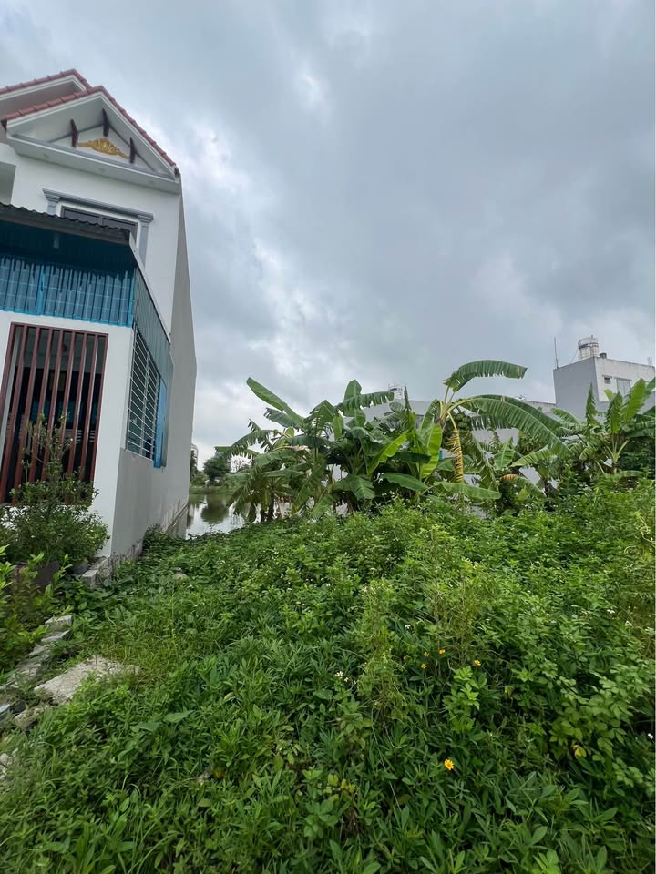 Đất nền Gia Trấn Gia Viễn 100m² giá 3 tỷ - Vị trí kinh doanh sầm uất!