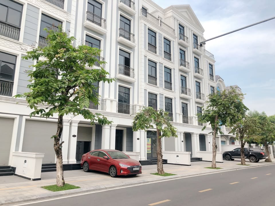 Townhouse Vinhomes Grand Park Thủ Đức 84m² giá 14.5 tỷ - Sẵn sàng sở hữu ngay!