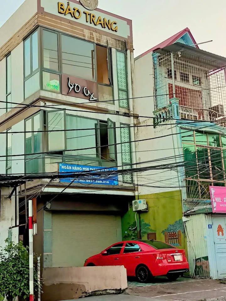 Nhà cho thuê 3 tầng tại Cẩm Phú, Quảng Ninh - Vị trí đắc địa, thuận tiện kinh doanh!