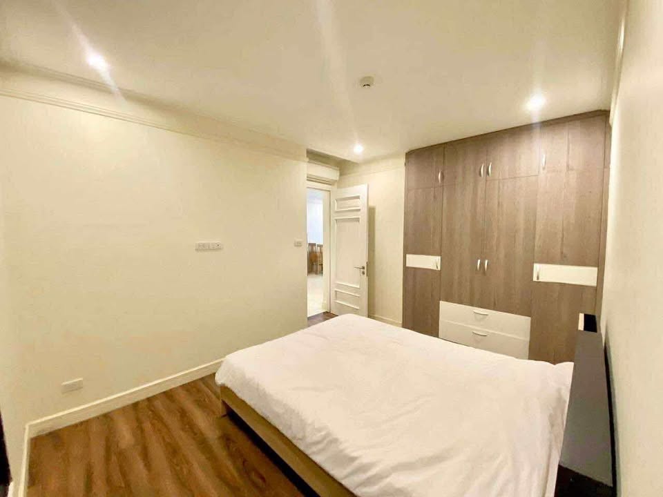 Căn hộ cho thuê tại Đội Cấn, Ba Đình - Diện tích 80m², giá 13 triệu/tháng - Nội thất đầy đủ!