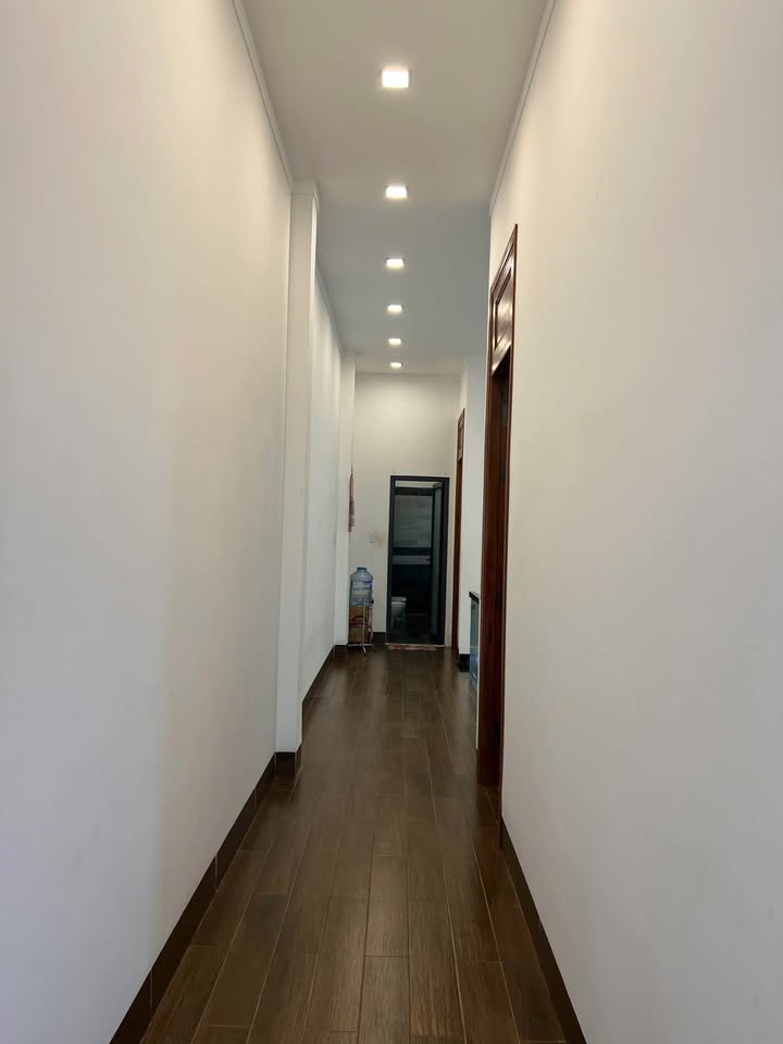 Bán nhà mặt tiền Y Wang, Buôn Ma Thuột 94m² giá 4 tỷ - Vị trí kinh doanh sầm uất!