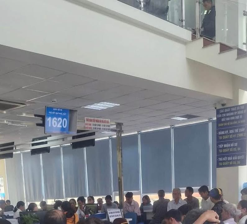 Nhà riêng Tịnh Châu, Quảng Ngãi 290m² giá 1 tỷ - Sổ đỏ chính chủ, tiện ích đầy đủ!