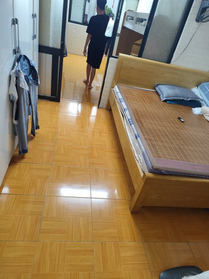 Căn hộ tập thể TXB, Thanh Xuân Bắc 75m² giá 3.8 tỷ - Vị trí đắc địa, không gian thoáng đãng!