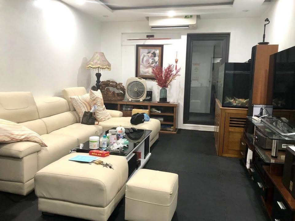 Căn hộ Tập thể Giải Phóng, Hoàng Mai 60m² giá từ 1 tỷ - Sổ đỏ chính chủ, ô tô đỗ cửa!