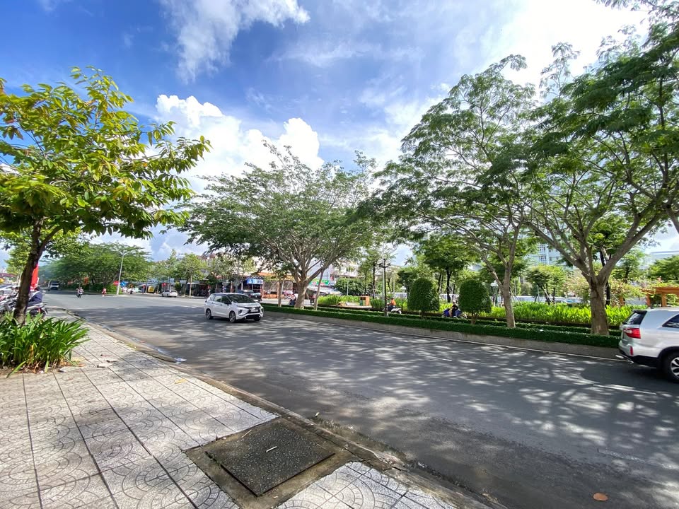 Nhà mặt tiền đường 3/2, An Hòa, Rạch Giá 110m² giá 20 triệu - Phù hợp làm văn phòng, spa!