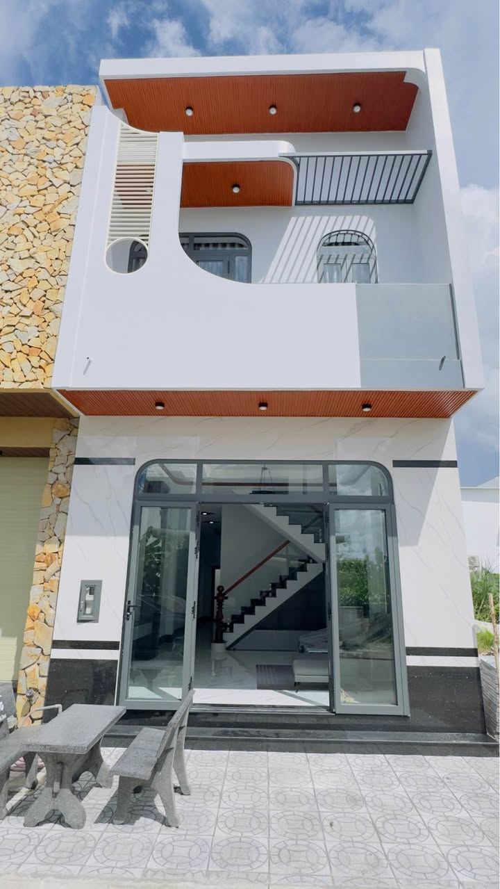 Nhà mặt tiền KDC Nam An Hòa, Rạch Giá, 80m² giá 3.05 tỷ - Đầu tư sinh lời!