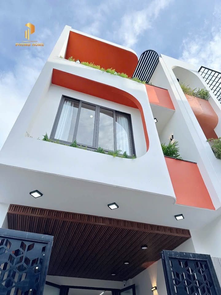 Nhà 3 tầng đường Tôn Đức Thắng, Hòa Minh 70m² giá 5 tỷ - Vị trí thuận lợi đi lại!