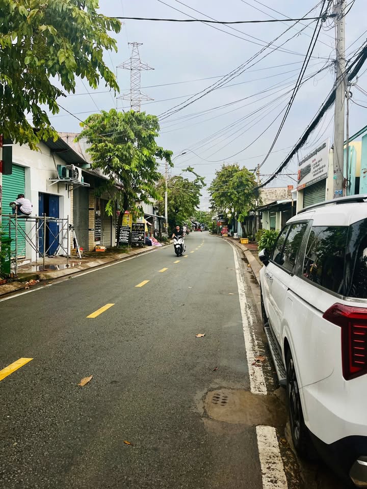 Đất mặt tiền Bà Điểm 9, Hóc Môn 261m² giá 9.2 tỷ - Đầu tư sinh lời ngay!