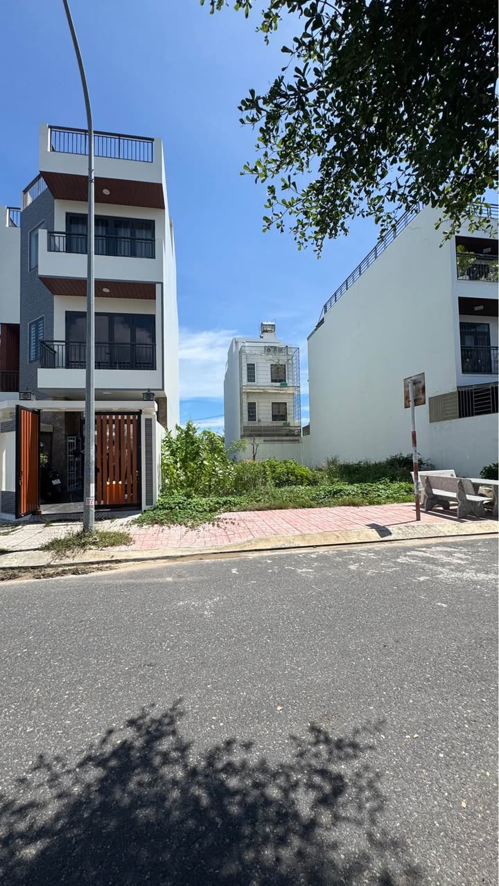 Đất nền Mỹ Gia Nha Trang 100m² giá 5.1 tỷ - Kề góc, cơ hội đầu tư tuyệt vời!