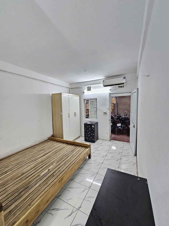 Phòng cho thuê tại Ngõ 75 Hồ Tùng Mậu, Cầu Giấy - Giá chỉ 2.8 triệu/tháng, dọn vào ở ngay!